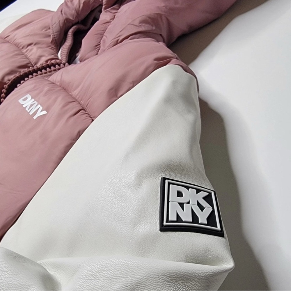 DKNY Girls 14/16 Hooded Full-Zip Jacket Dusty Rose Varsity NWT’S $130 Retail - Picture 5 of 5